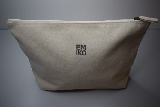 EMIKO Beauty Bag with Spa Band & reusable Pads